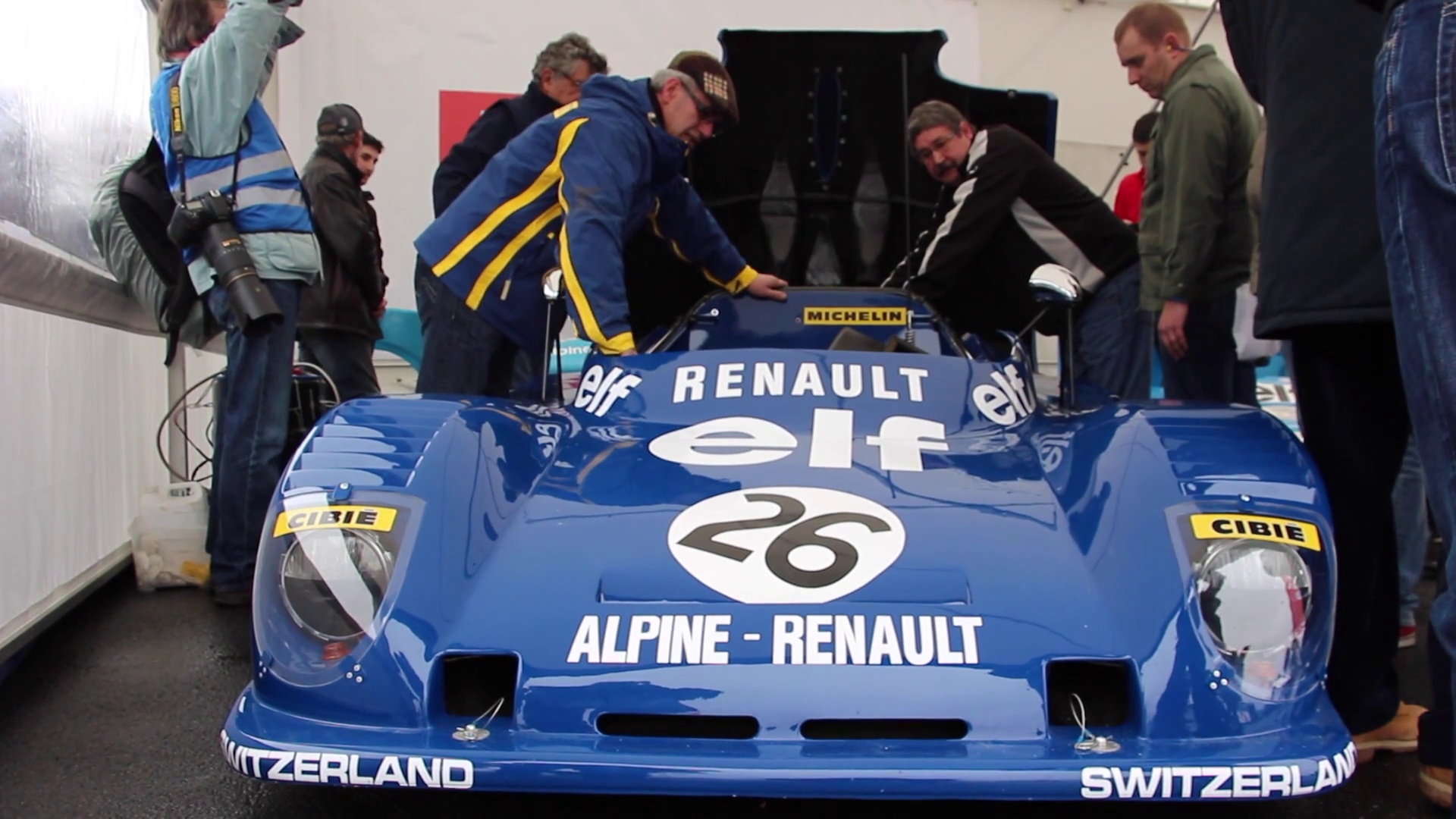 Vimeo Coupes de Printemps : Alpine Renault A441C pilotée par Paul Belmondo