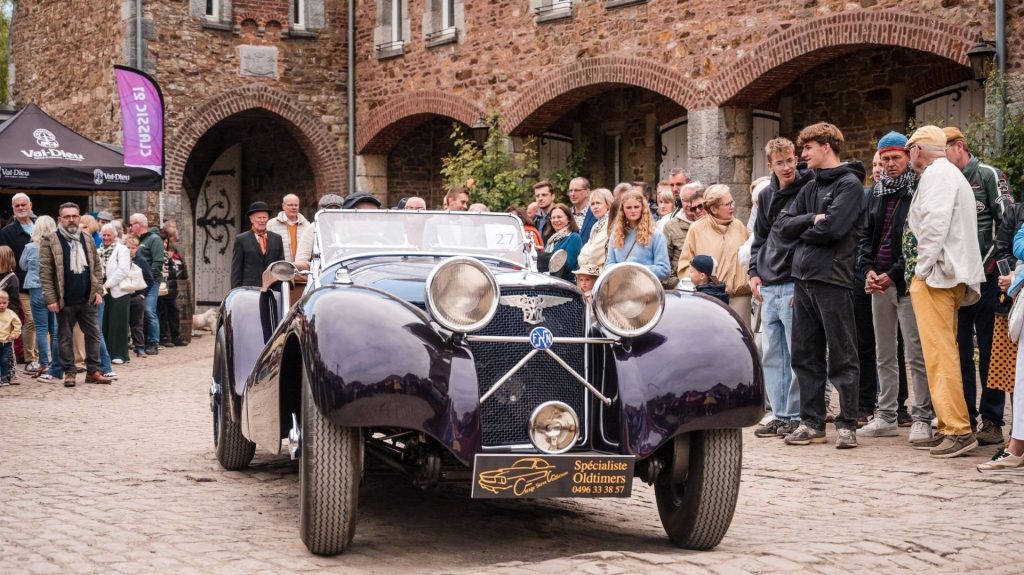 Un dimanche nostalgique : Rallye Old Timer et Salon Vintage au château de Tancrémont (Selon les médias.)