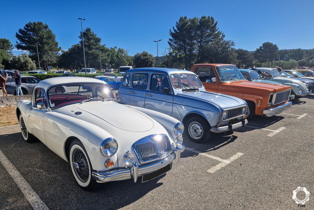 400 voitures à la réunions mensuelle du Castellet de Juin (information presse)