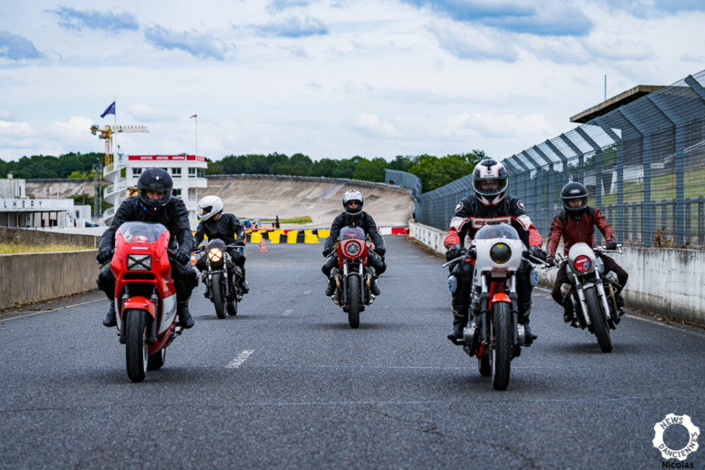 Café Racer Festival 2021 à Montlhéry, un peu de moto qui fait du bien ! – autodrome de linas, sur Pinterest