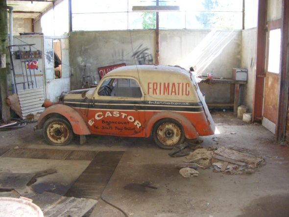 Garage fantome à vendre (voitures anciennes à vendre)