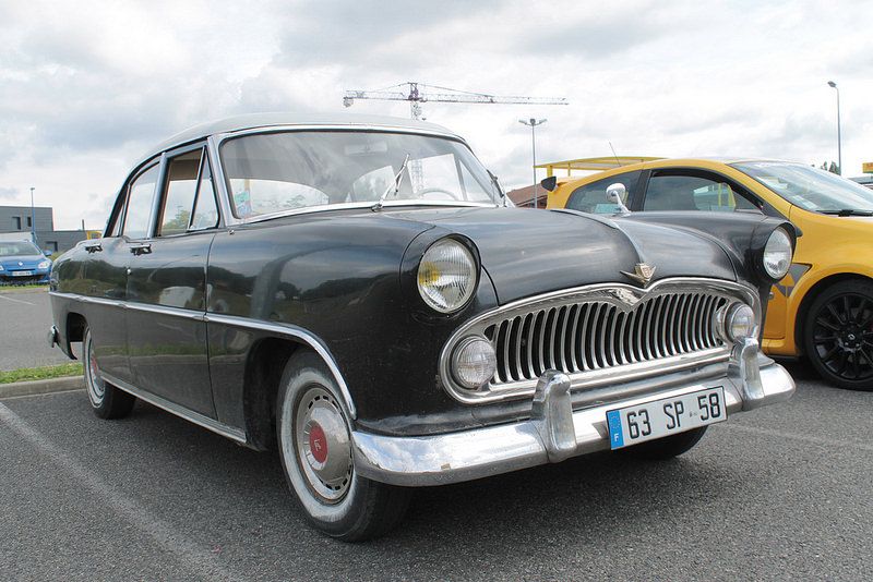 Pinterest: Simca Versailles(voitures anciennes versailles)