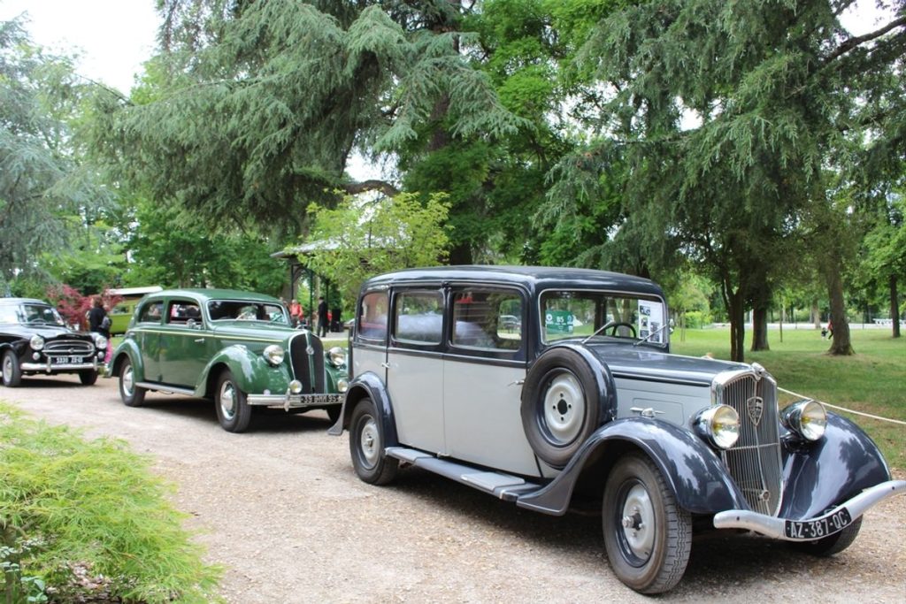 Selon la presse: Saint-Jean-le-Blanc accueille la parade des voitures anciennes samedi au parc du château