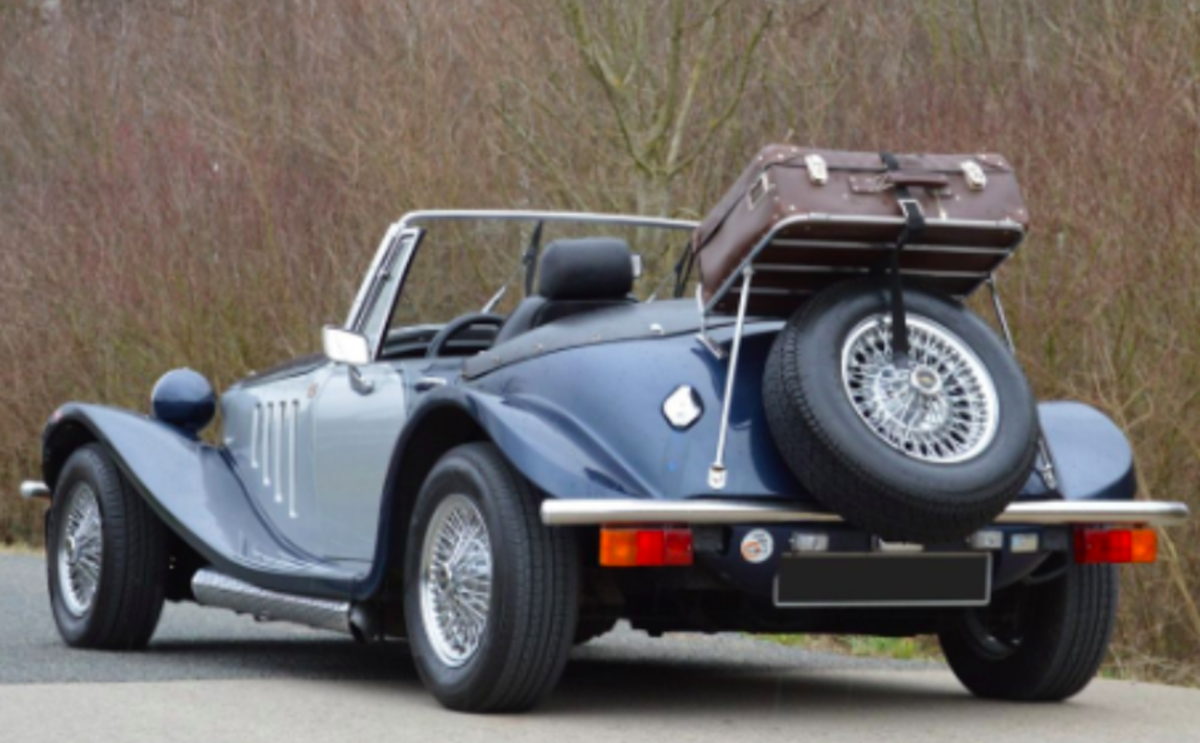 Pinterest Cette voiture rétro de Belmondo, vendue moins chère qu'une Volkswagen Golf