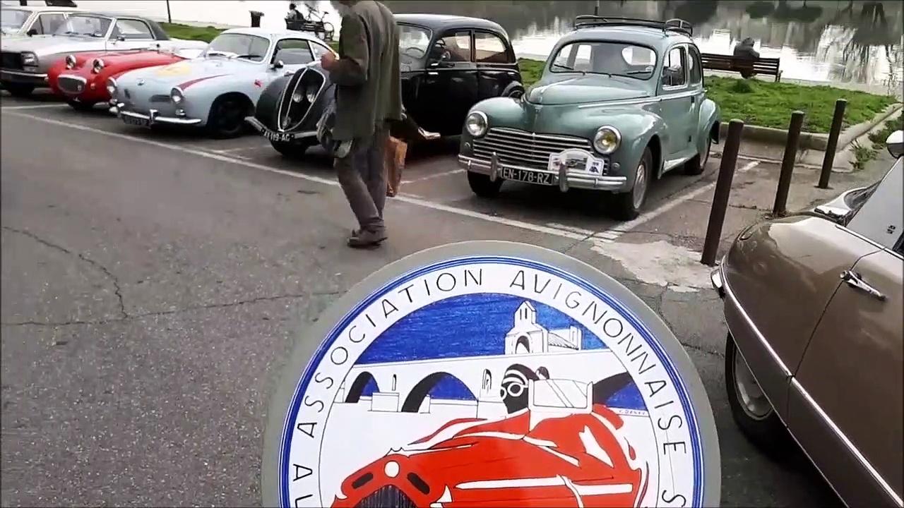 Vimeo Avignon : plus de 120 voitures d’exception sur la Barthelasse