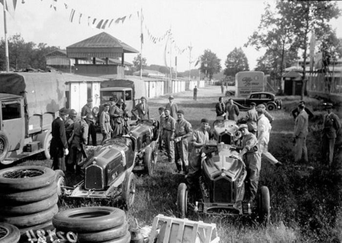 – autodrome linas 100 ans, sur Pinterest