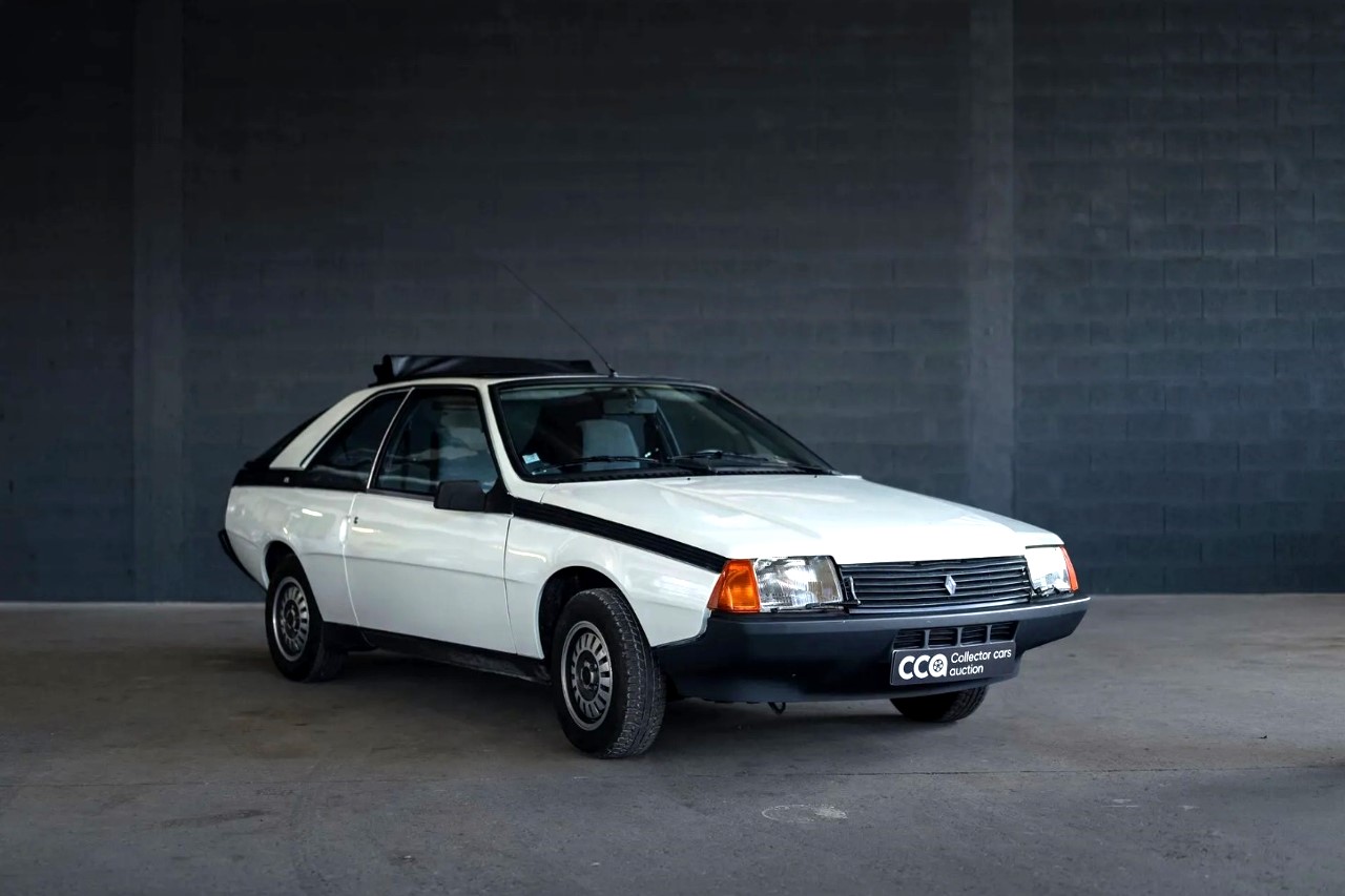 Renault Fuego découvrable (1982) : estimée entre 6 000 et 9 000 €