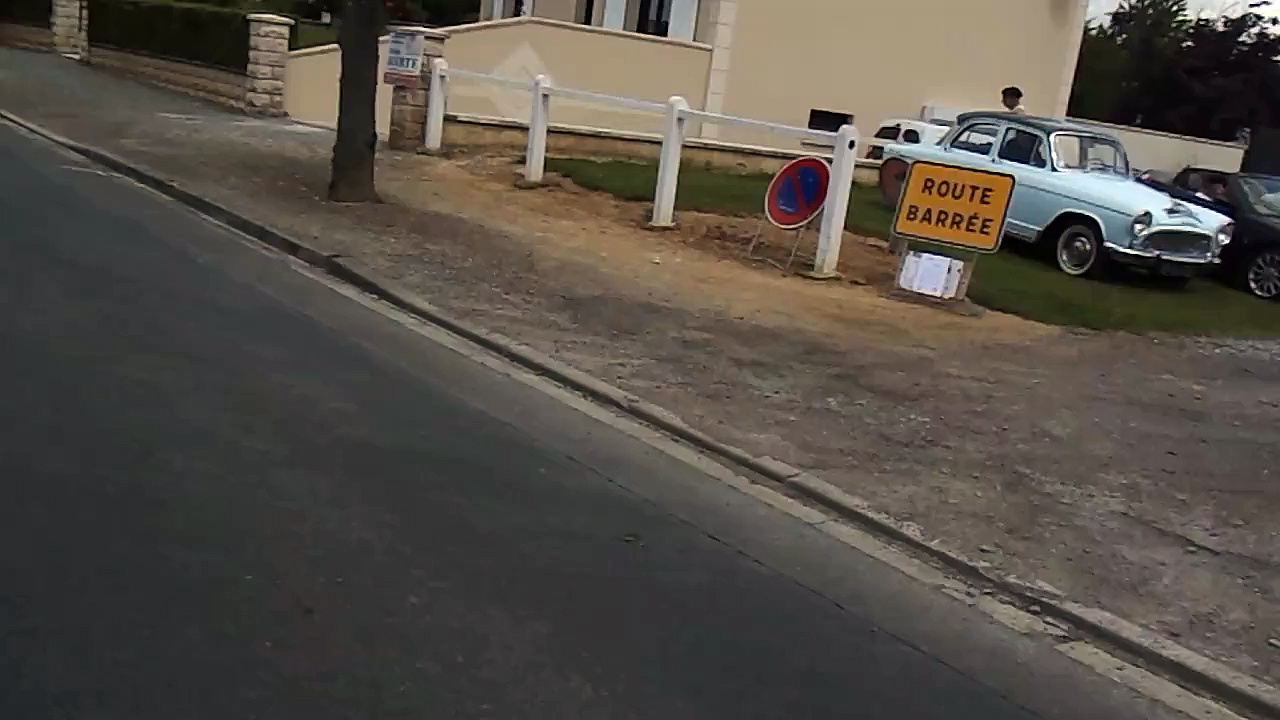Vimeo Voitures anciennes Brancourt 30 mai 2015