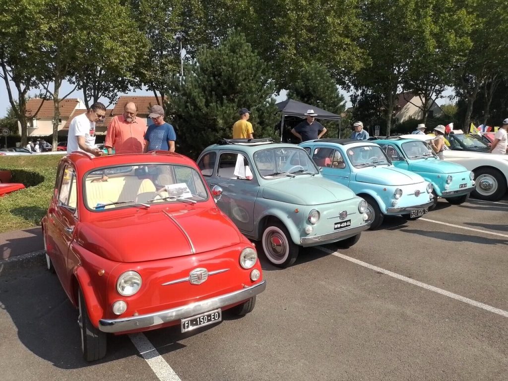 En Seine-et-Marne, plus de 200 voitures anciennes rassemblées pour le week-end du 15 août