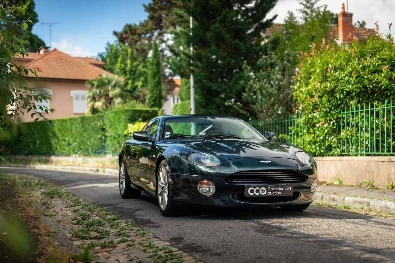 Aston Martin DB7 Vantage (2000) : estimée entre 30 000 et 40 000 €