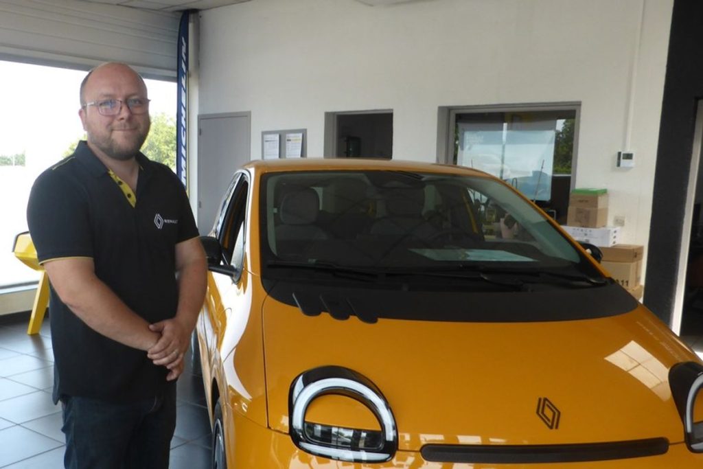 Info: Renault ‘The Originals’ : Benoit Thiercelin rénove des voitures anciennes à Meung-sur-Loire