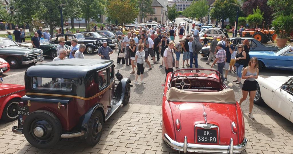 Niederbronn-les-Bains. Rassemblement de véhicules avec l’Amicale de voitures anciennes « Avane » (Selon la presse.)