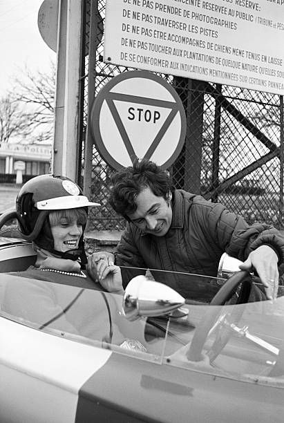 Pinterest: Rendezvous With Beltoise And His Wife (’68)(circuit linas)
