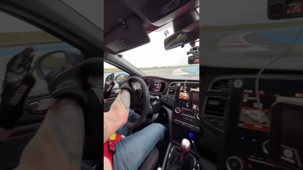 Youtube (circuit montlhery 100 ans): On part en glisse à 190 km/h 😨