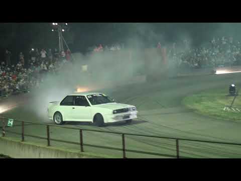 22 Voitures de L&eacute;gende &agrave; L&rsquo;autodrome du mus&eacute;e de l&rsquo;Automobile &ndash; circuit linas montlh&eacute;ry 2020, sur Youtube