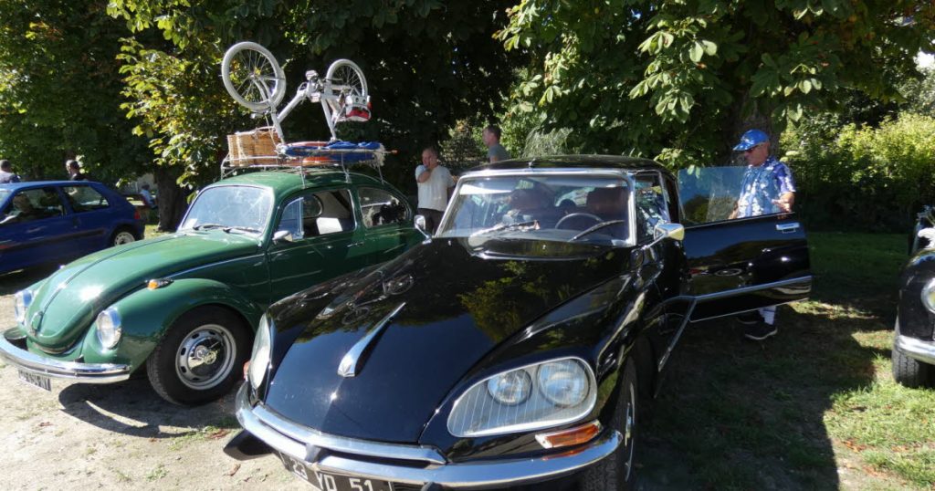 Cousances-les-Forges. Soixante voitures anciennes pour Des roues et des souvenirs (information m&eacute;dias)