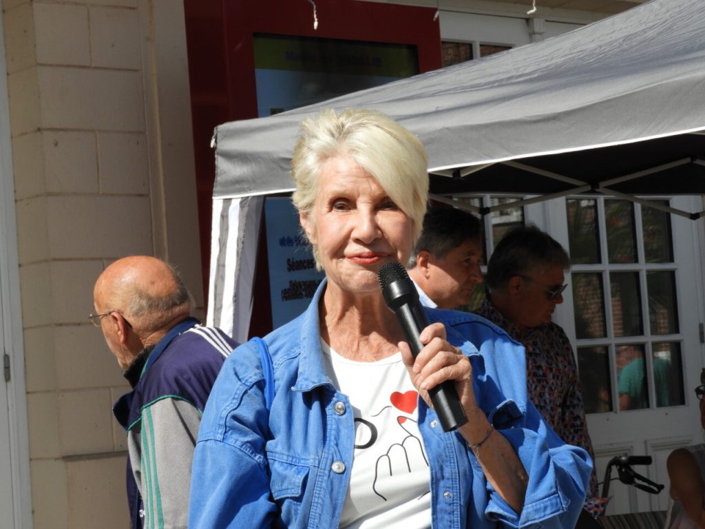Information: Broglie. Danielle Gilbert et les voitures anciennes font leur retour aux Belles d’autrefois