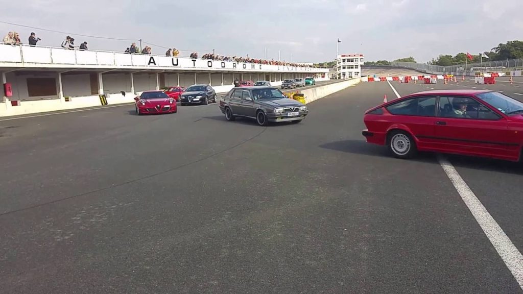 Italian Autodrome Meeting 2016: d&eacute;part de session (2) (Youtube)