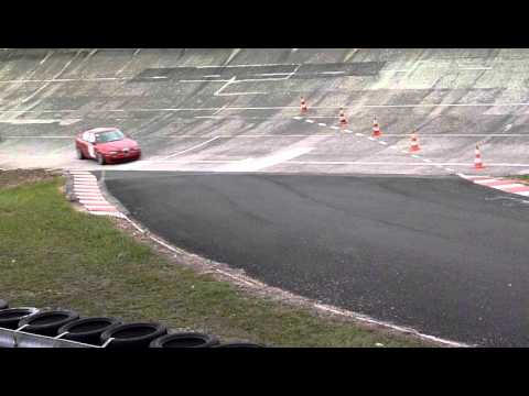 Youtube (circuit montlhery 12 octobre): Montlhery Alfa Octobre 2011 part 7