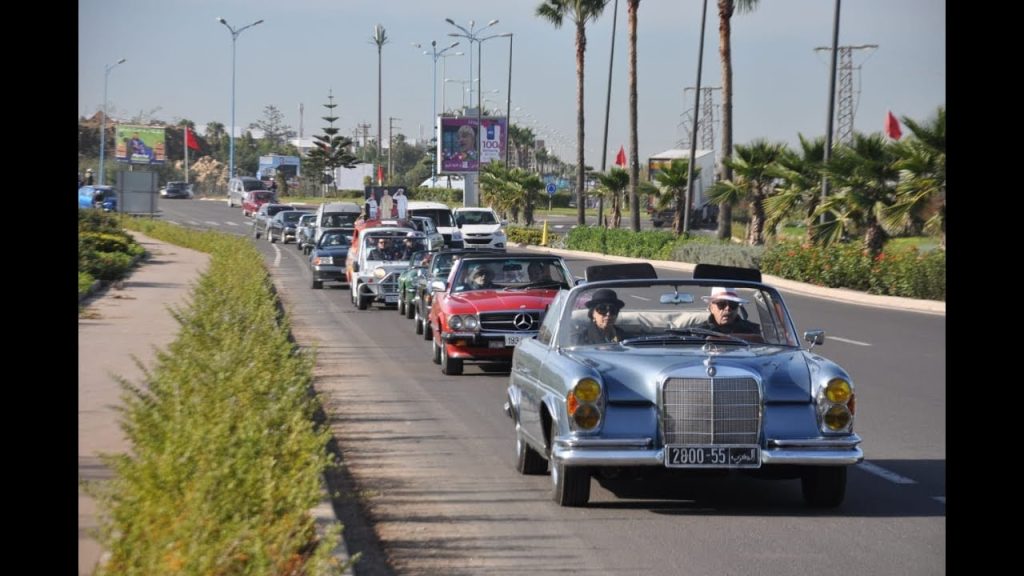 Sur Youtube: Auto R&eacute;tro Classic 2018 &ndash; Concours d&rsquo;&eacute;l&eacute;gance [Maroc](Voitures anciennes chantilly)