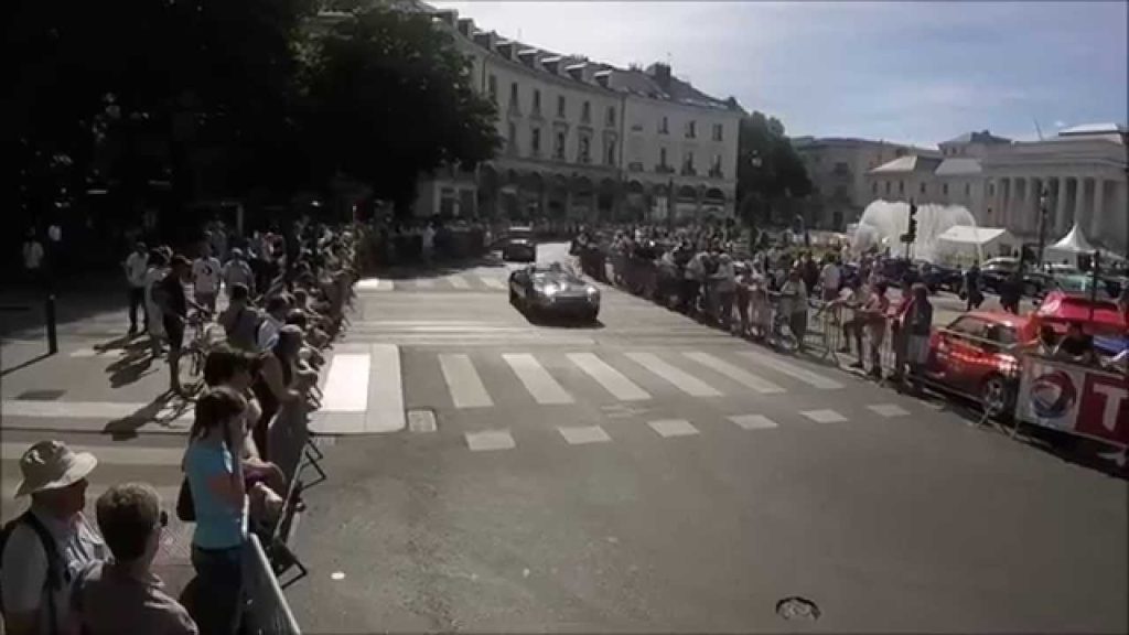 grand prix de Tours -r&eacute;sum&eacute; de la journ&eacute;e en montage (Youtube)