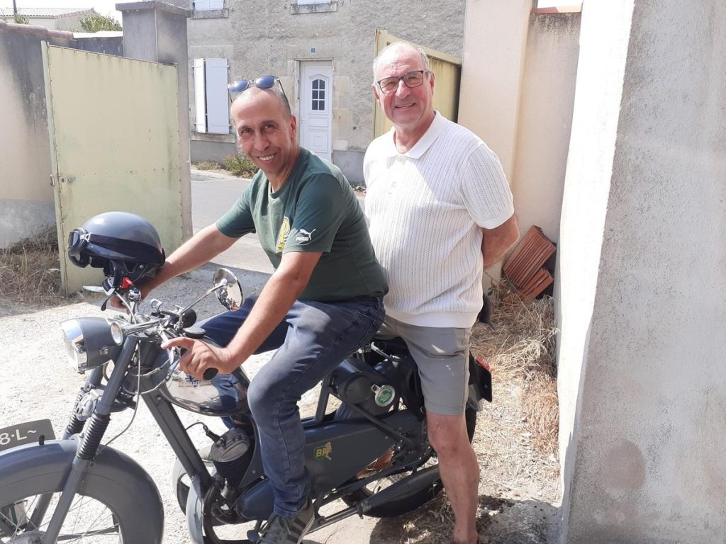 une équipe de passionnés autour du Vintage Festival (information presse)