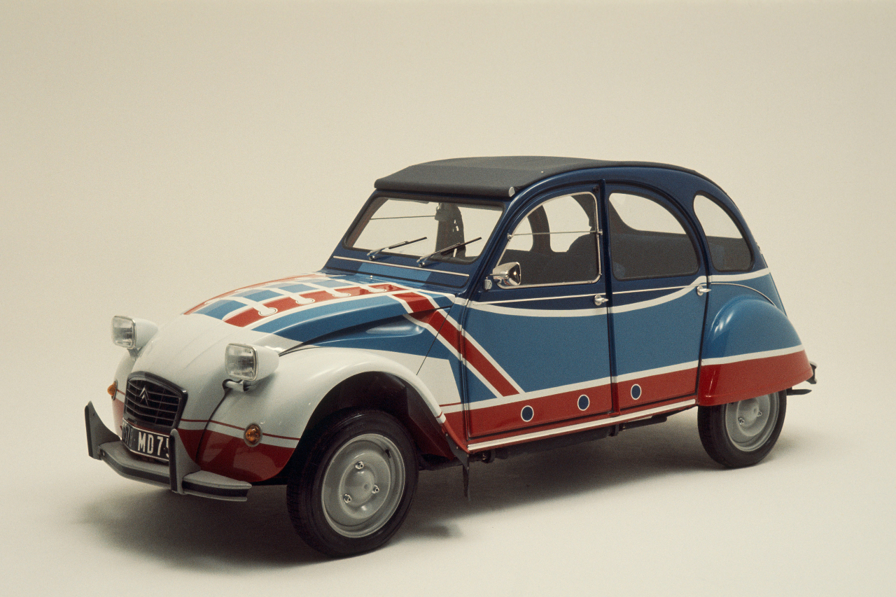 Citroën 2CV Basket (1976) : 2 exemplaires.