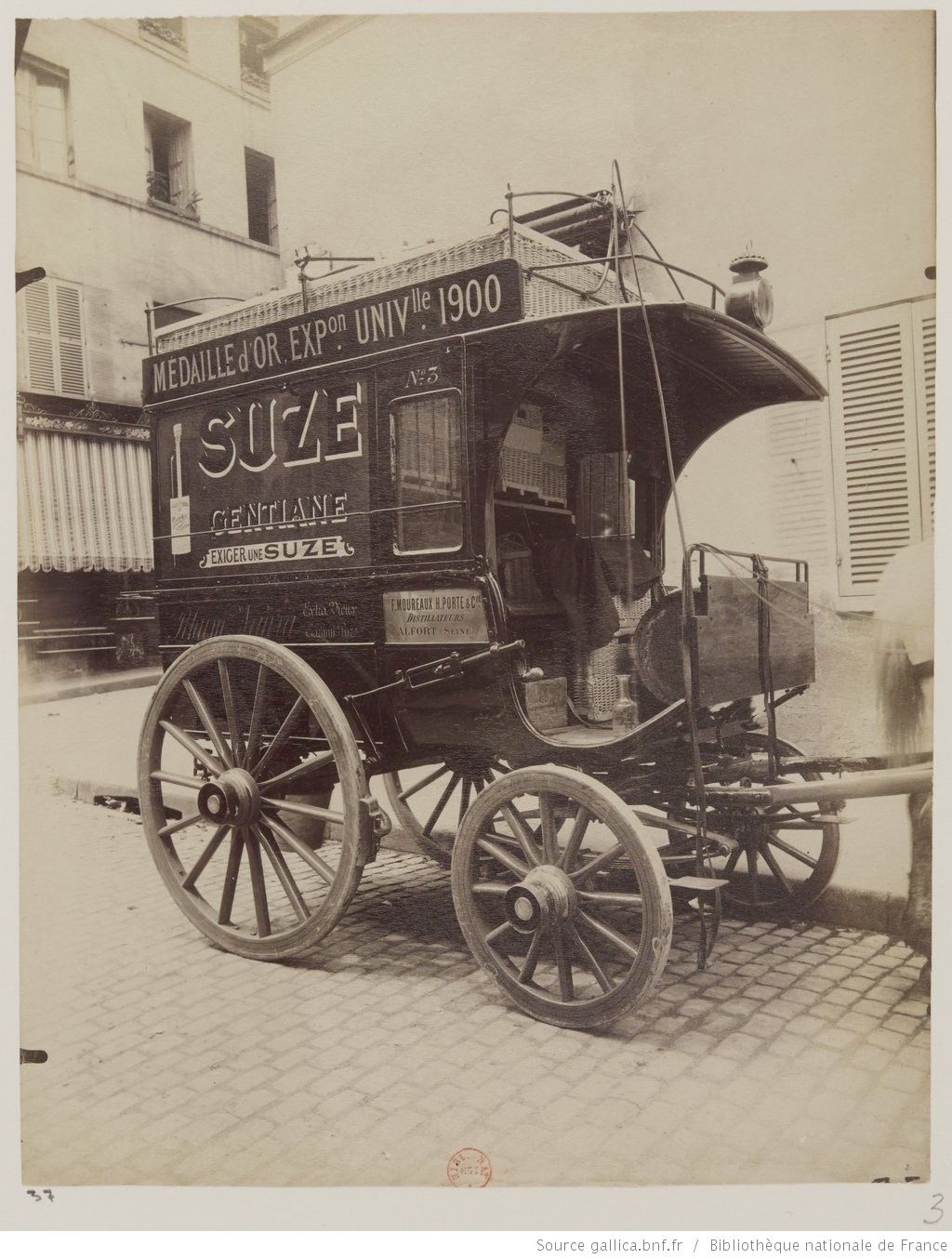 Pinterest Voiture : Distillateurs - 1910 : [photographie] / [Atget]