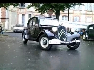 Vimeo VOITURES ANCIENNES SEZANNE 1ER JUILLET 2007