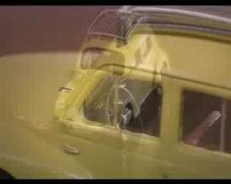 Hachette Collections : collection de voiture miniature 4CV (Youtube)
