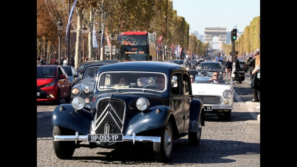 Youtube: Mondial de l&rsquo;auto : 120 ans d&rsquo;histoire d&eacute;filent dans les rues de Paris(Voitures anciennes suresnes)