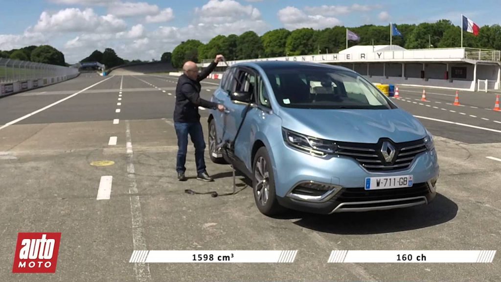 Renault Espace 5 1.6 dCi : 0 &agrave; 100 km/h sur le circuit de Montlh&eacute;ry &ndash; AutoMoto 2015 &ndash; Autodrome linas 100 ans, sur Youtube