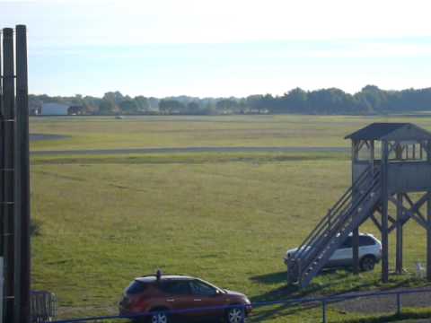 Sur Youtube: Circuit Lurcy l&eacute;vis 29 octobre 2010 avec ACC/ www.stage-acc.com(circuit montlhery stage pilotage)