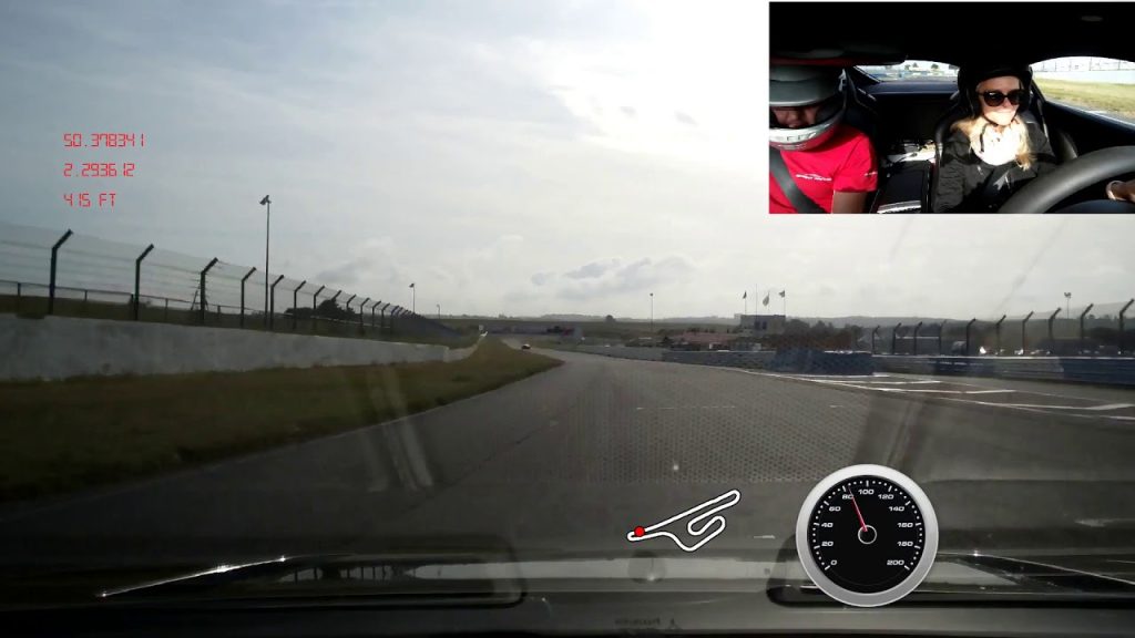 Sur Youtube: Sprint Racing – Croix en Ternois – Aston Martin V8 Vantage(circuit montlhery 21 septembre)