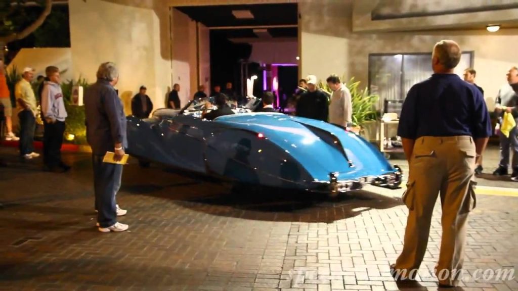 Sur Youtube (Voitures anciennes seine et marne): 1949 Delahaye Type 175 S Roadster at the RM Monterey Auction
