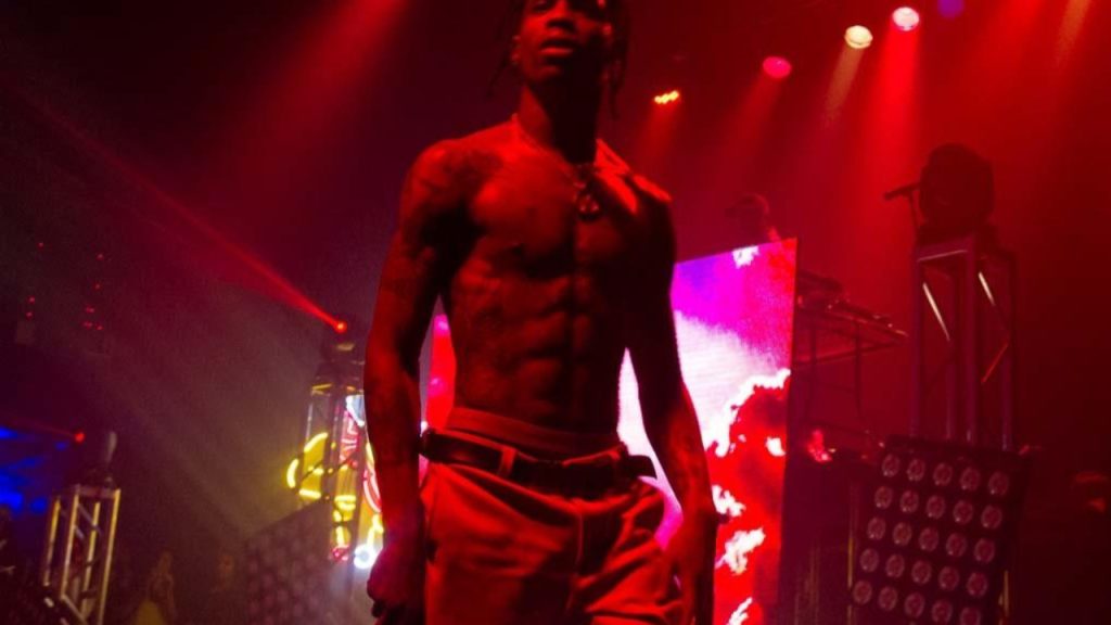 Travis Scott ach&egrave;te quatre voitures de collection aux USA
