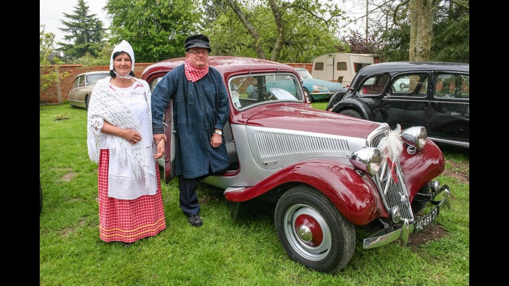 Youtube: La collection de voitures anciennes de Christian Appert &agrave; Iville dans l&rsquo;Eure(Autodrome de linas-montlh&eacute;ry 100 ans)