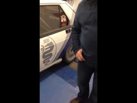 Youtube (circuit montlhery 21 septembre): Passage au banc avec la denr&eacute;e