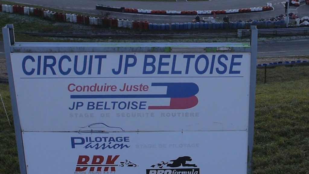 Youtube (circuit montlhery stage pilotage): Sport Automobile &ndash; Circuit Beltoise vu du drone &ndash; part1